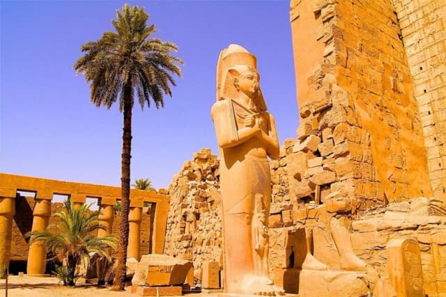 Luxor Hot Air Balloon Premium Minibus Tour – 1 Day & 1 Night - Photo 1