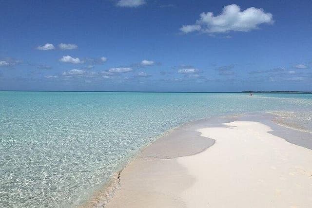White Island – Snorkeling & Beach Paradise - Photo 1